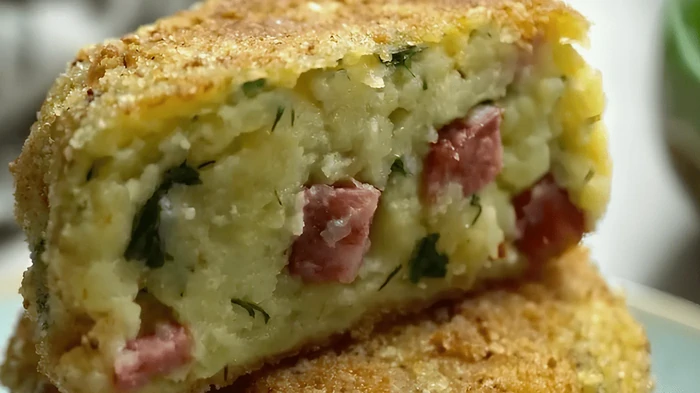 Cum să faci chipsuri de cartofi crocante – rețetă ușoară